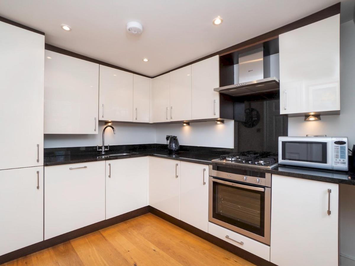 Ferienwohnung Pass The Keys 2 Bed Flat In The Heart Of Bath Exterior foto