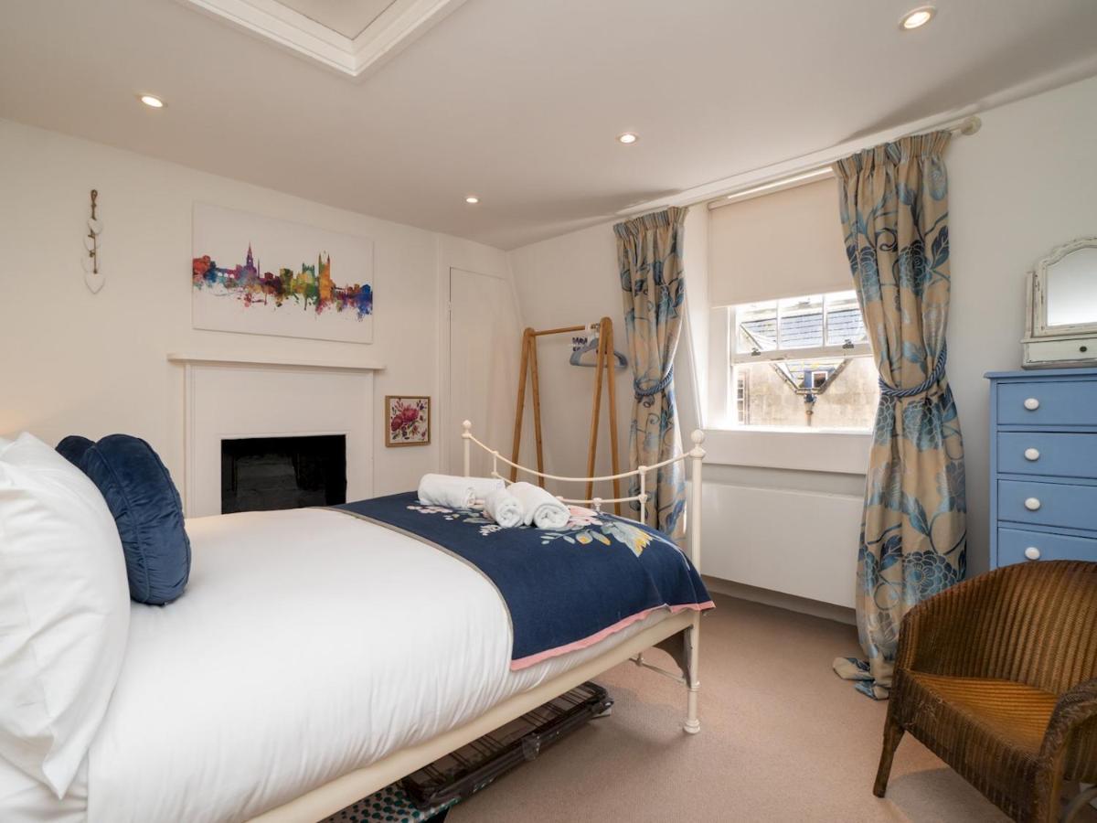Ferienwohnung Pass The Keys 2 Bed Flat In The Heart Of Bath Exterior foto